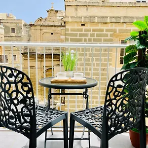 2br Comfort By Holi Apartament